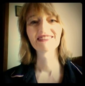 Meet your Posher, Lorie